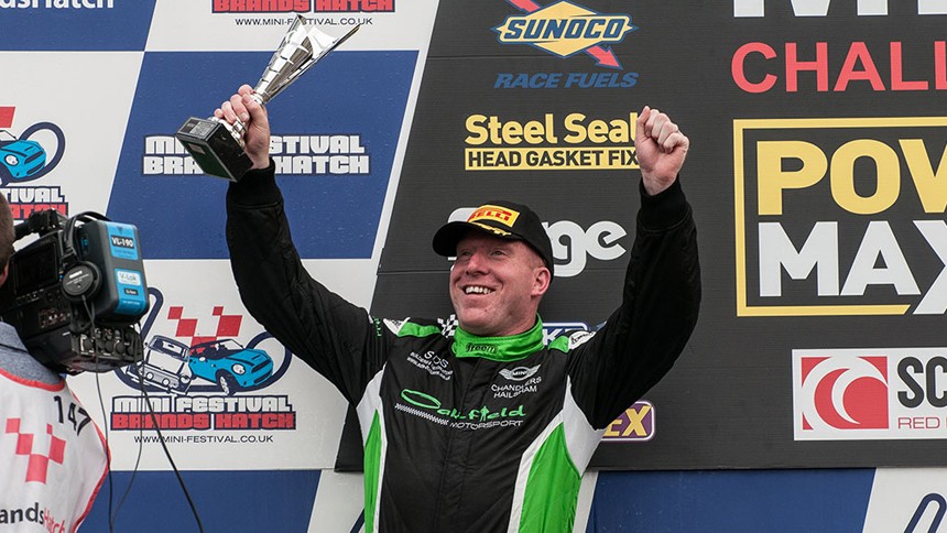 Neil Newstead impresses crowds at home Circuit Brands Hatch