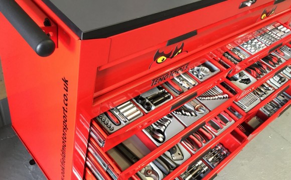 Oakfield Motorsport welcomes new partnership with Teng Tools